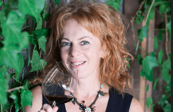 Joelle Thomson: Wine Writer – NZ Wine Podcast 53